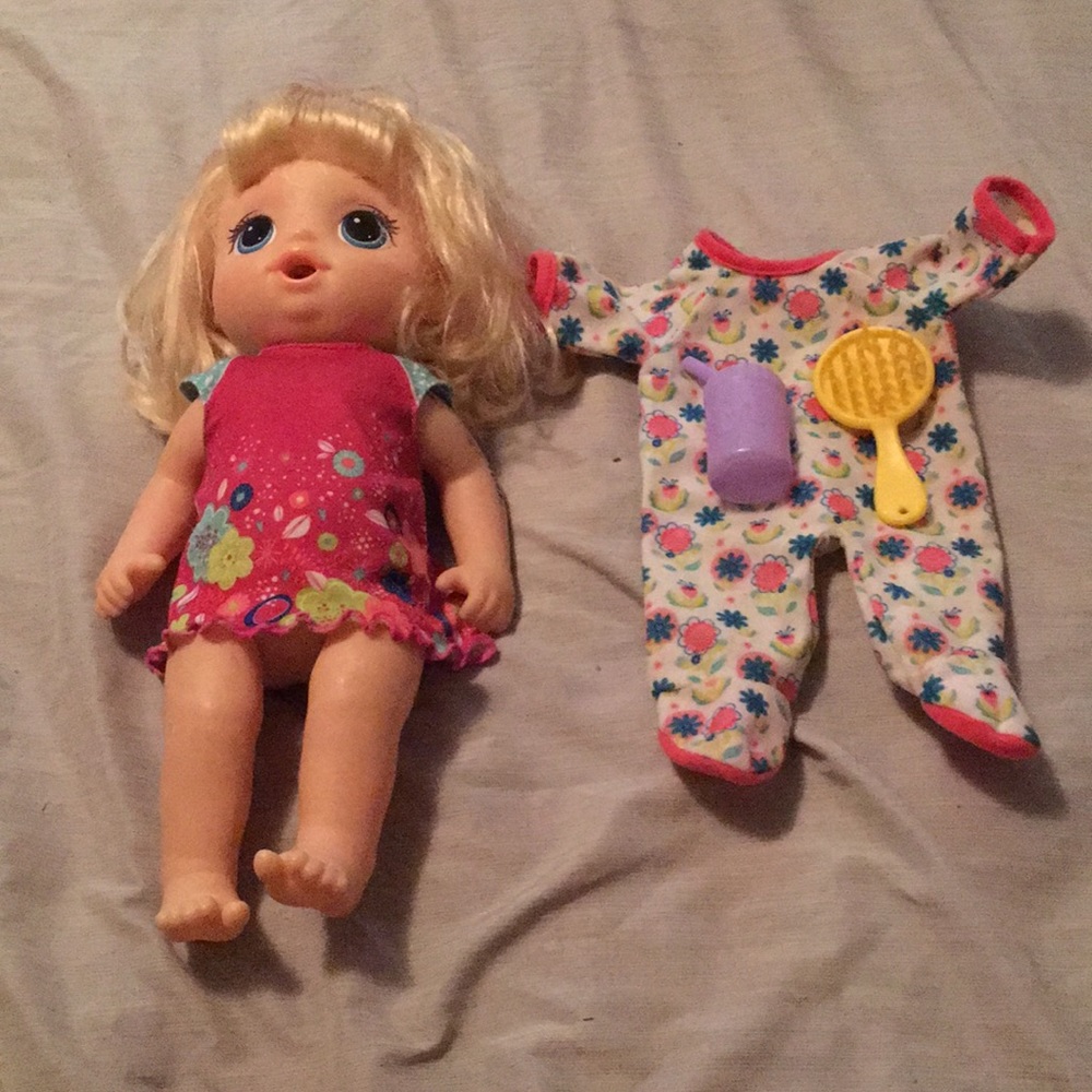 Baby alive and extras